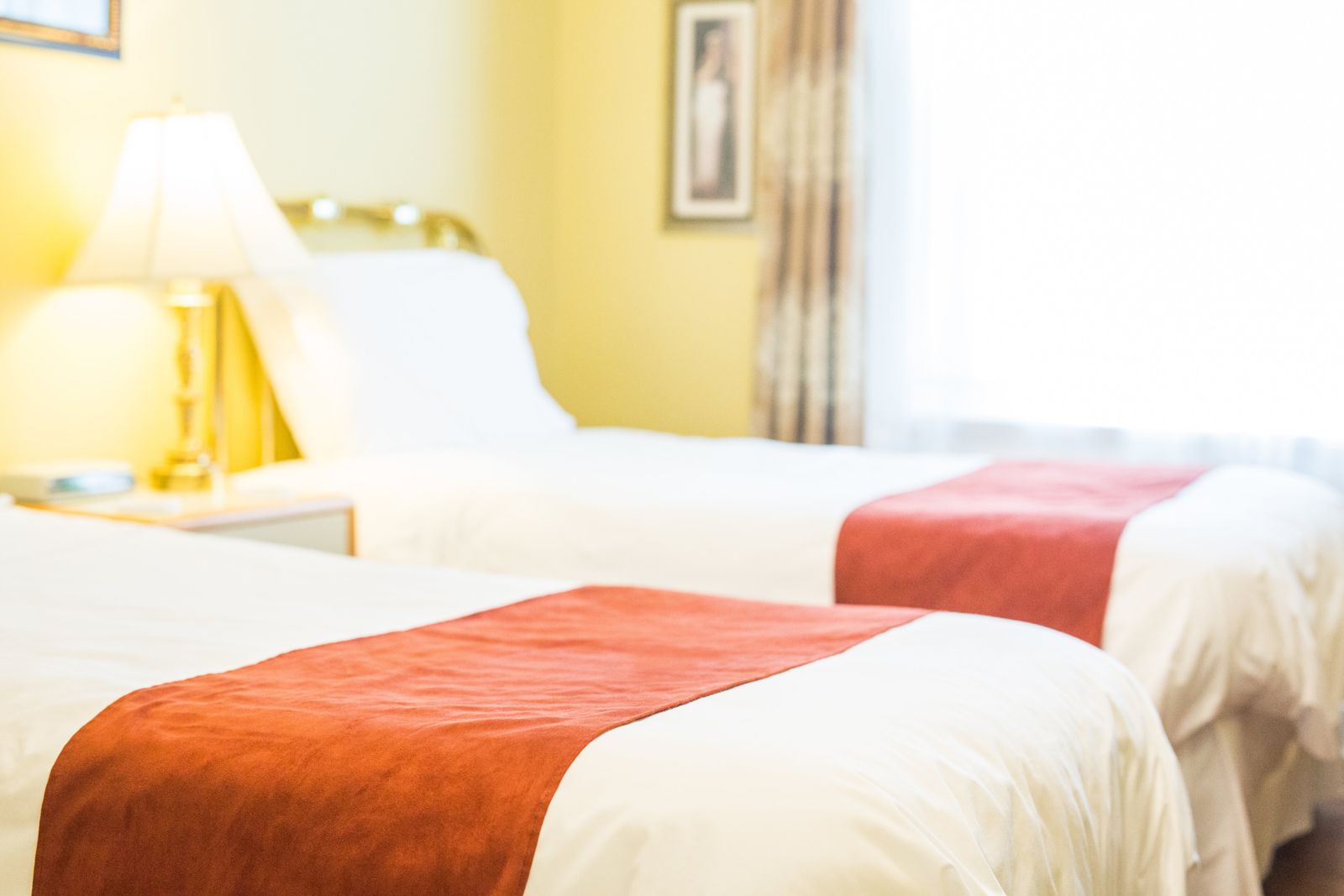 Modest Rooms